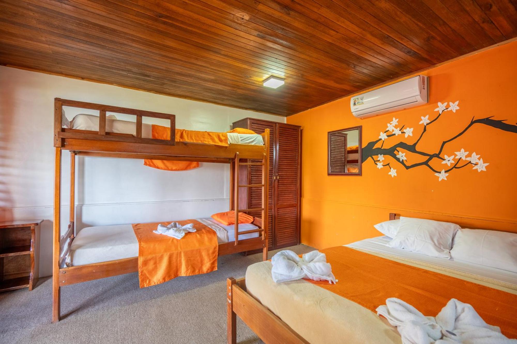 Adventure Park & Hotel Vista Golfo Tajo Alto Exterior photo